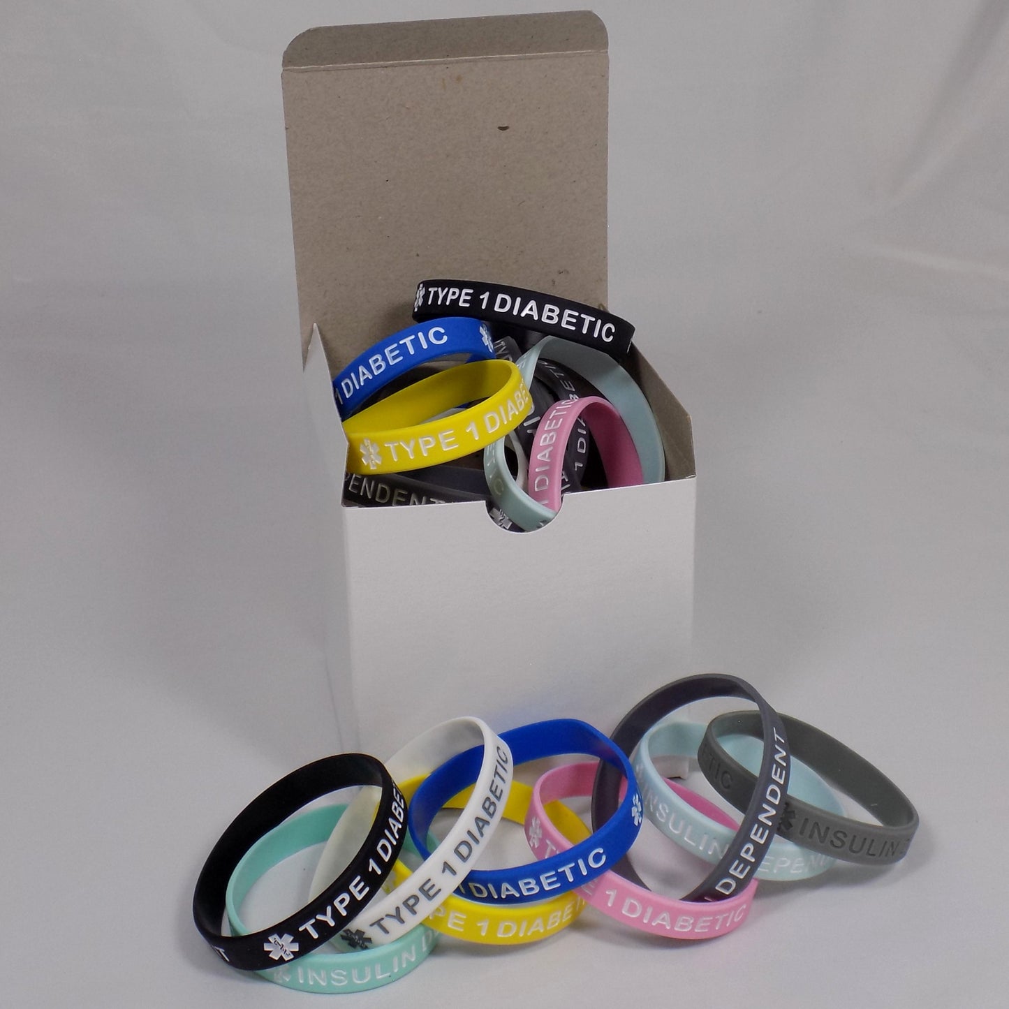 Enhance Patient Safety and Visibility: Type 1 Diabetic Medical Alert Bracelets (25-Pack)